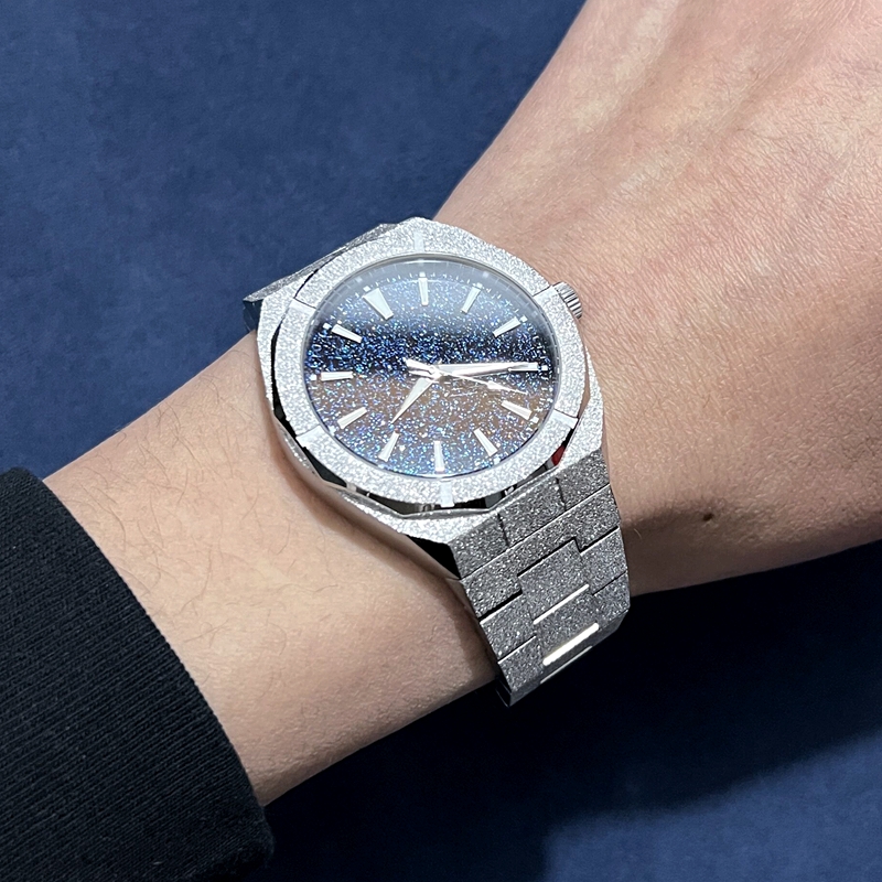 Reloj dorado Stardust cepillad - Luxury Lifestyle Gifts reseña y precio